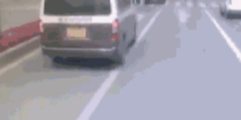 三轮车闯红灯被货车撞翻！一人当场死亡