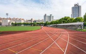 南京高校试点体测合格毕业生拿“健康等级证书”