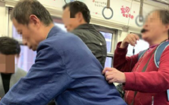 乘坐轨道交通遇到有人卖艺乞讨？请拨打电话举报