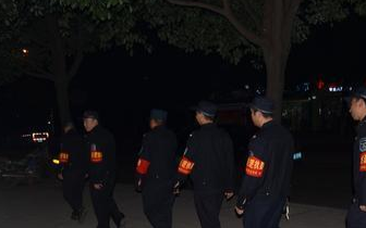 万州警方开展全城大清查 维护治安大局稳定